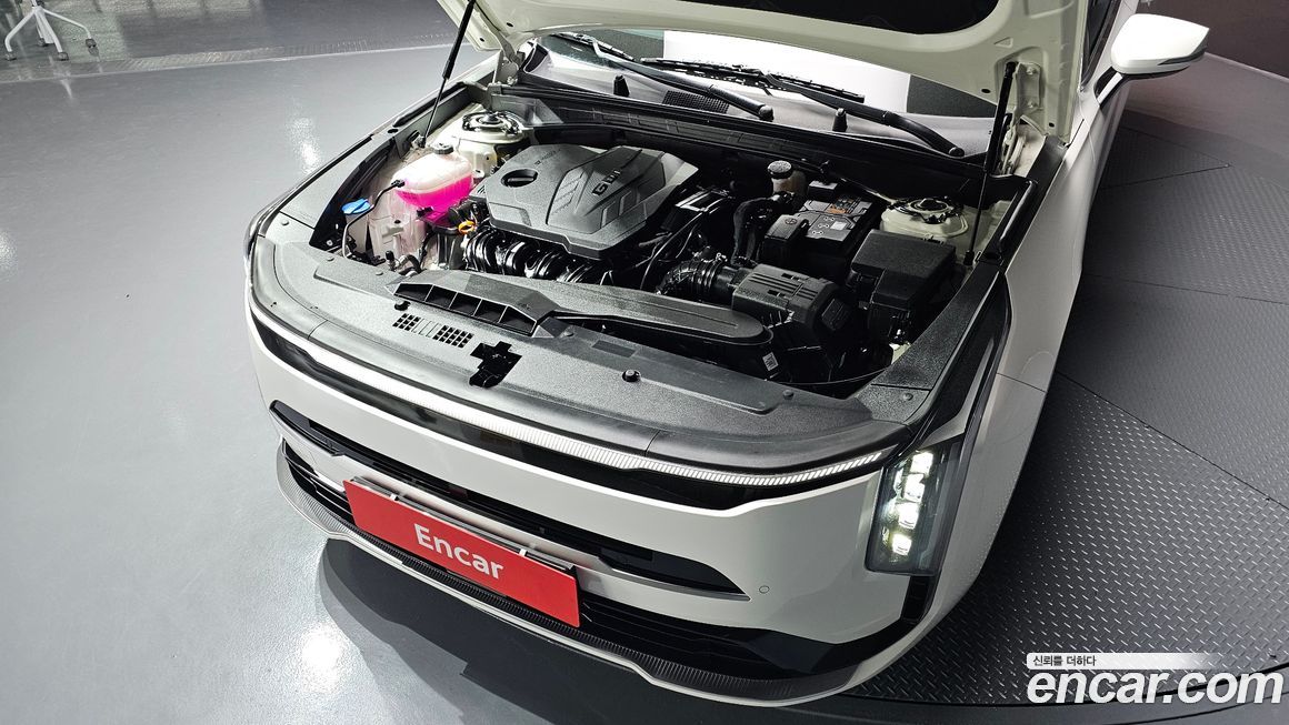 Kia K8 2025