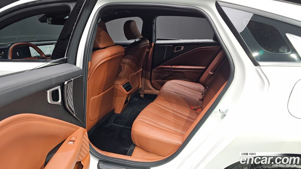 Kia K8 2025