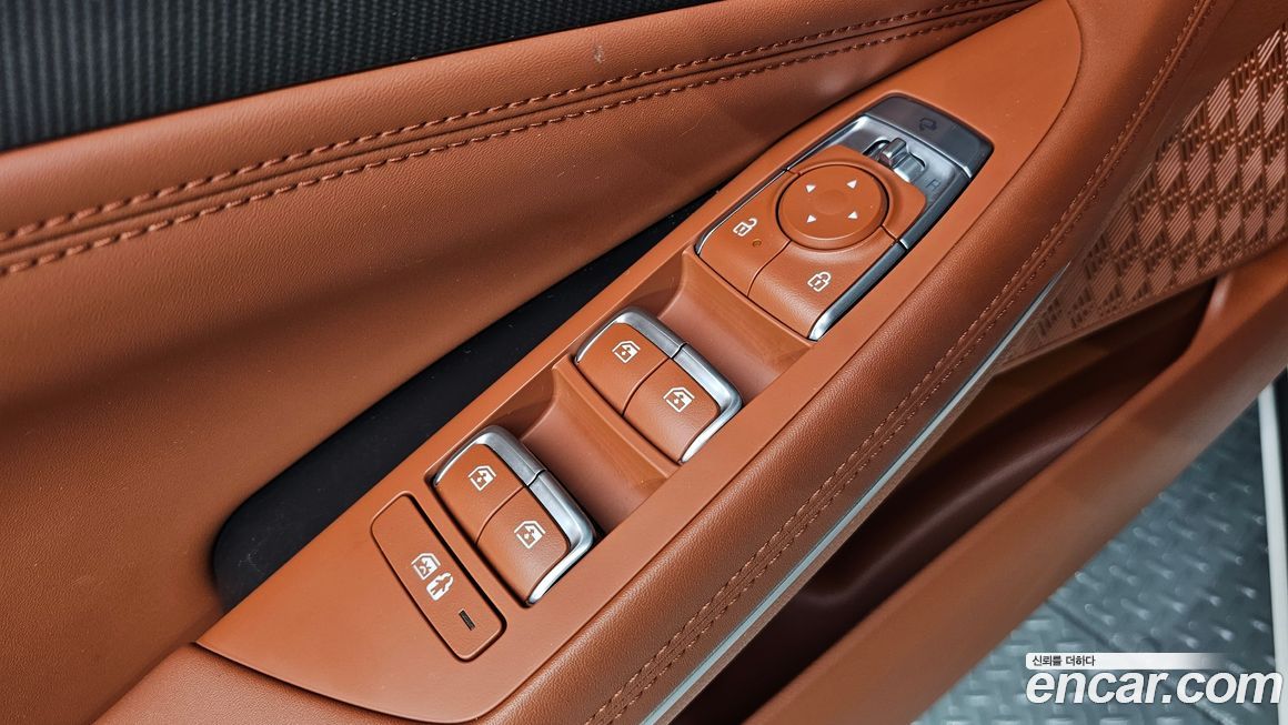 Kia K8 2025