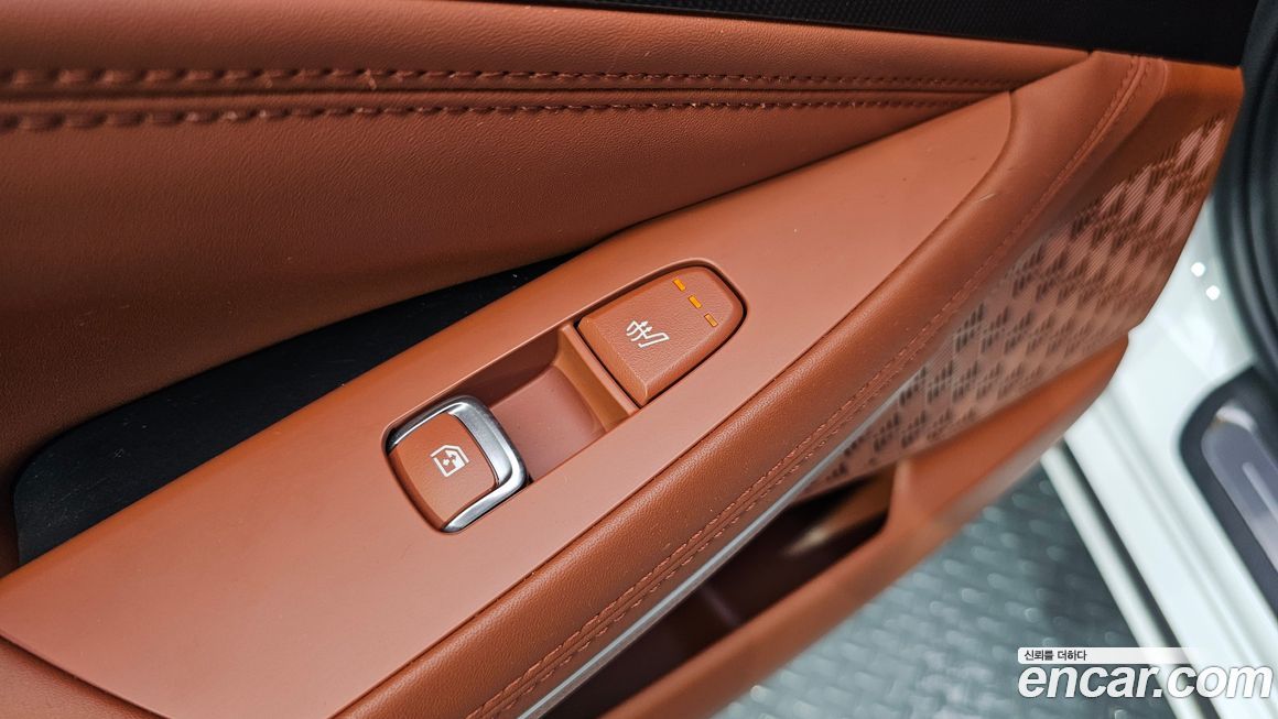 Kia K8 2025