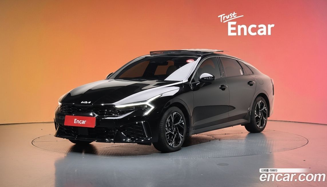 Kia K5 2025