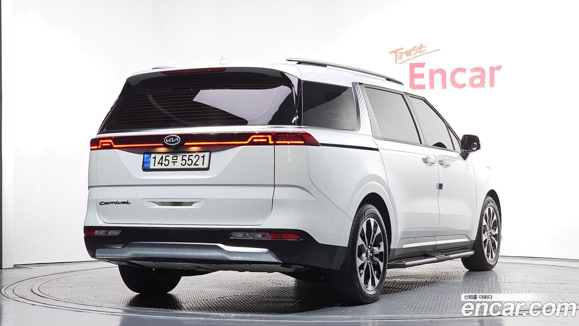 Kia Canival 2021