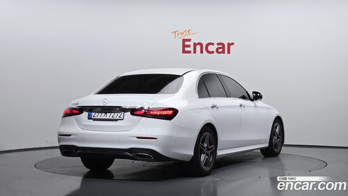 Mercedes-Benz E-Class 2023