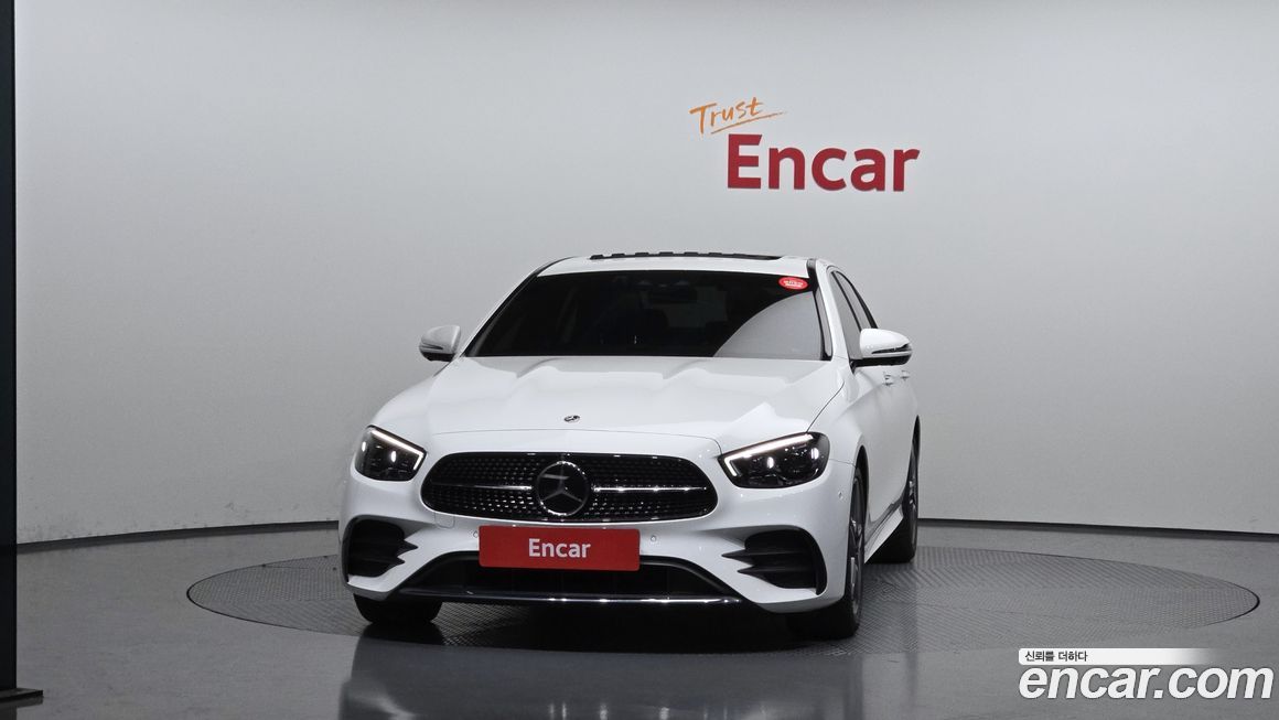 Mercedes-Benz E-Class 2023