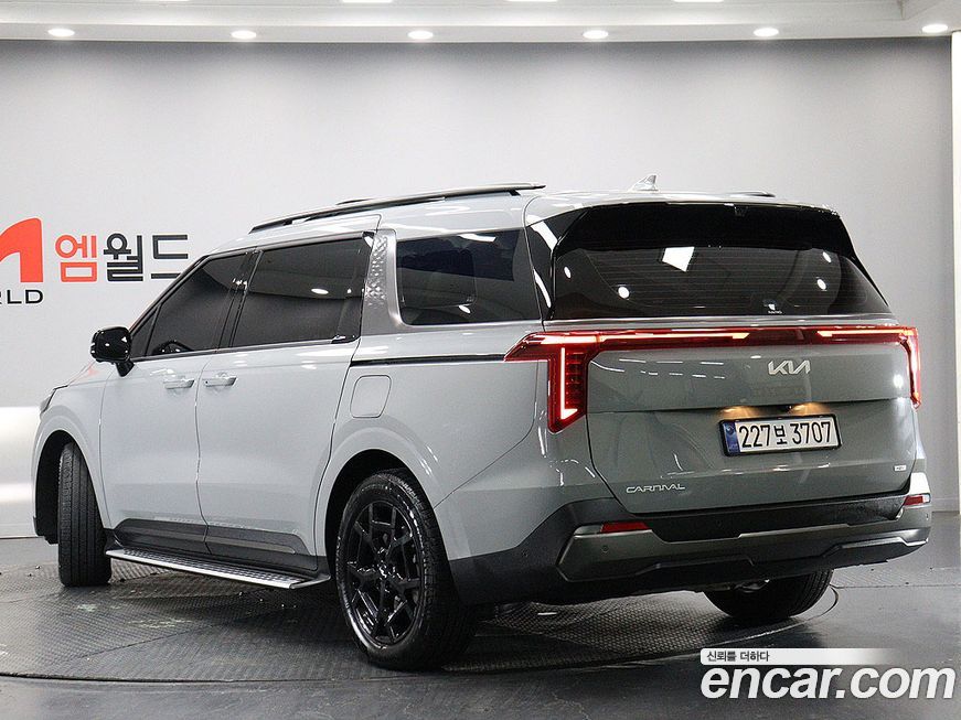 Kia Canival 2025