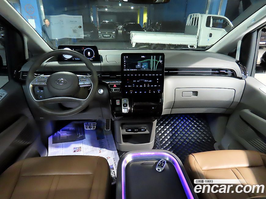 Hyundai Staria 2024
