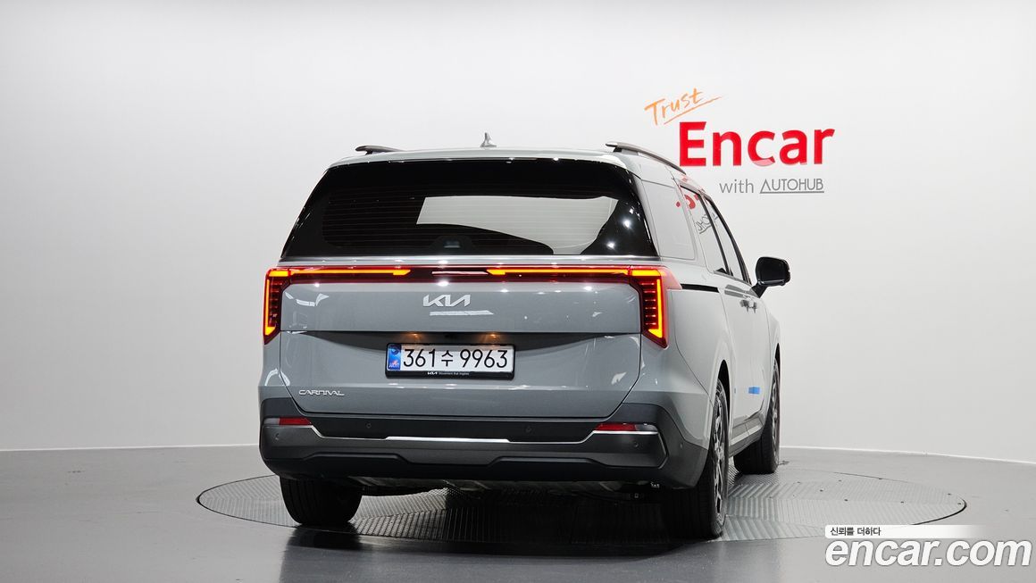 Kia Canival 2025
