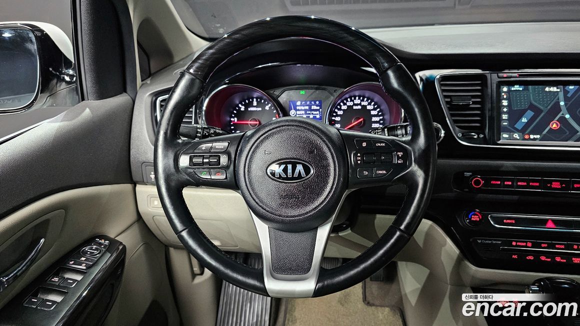 Kia Canival 2016