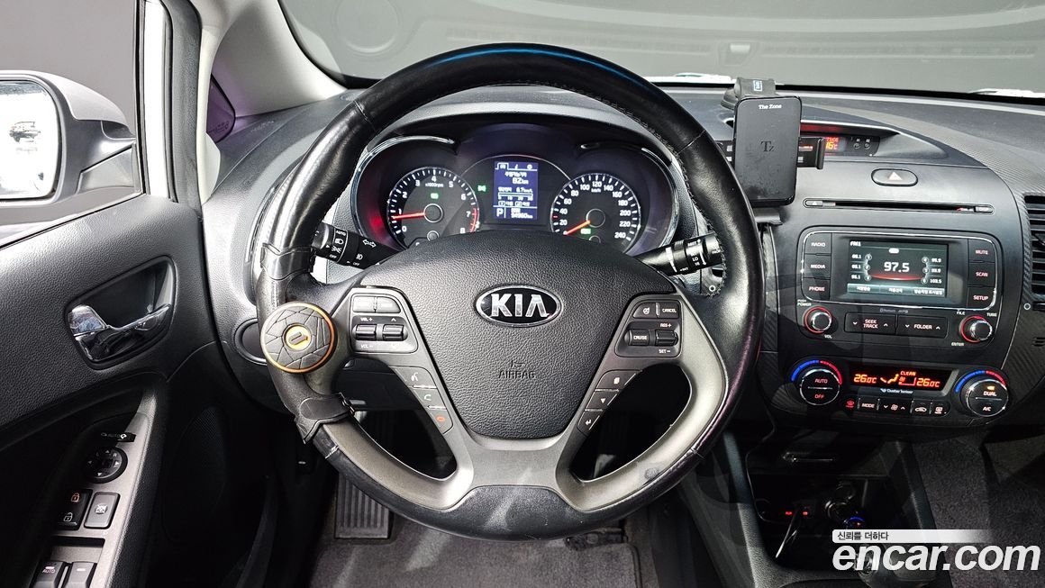 Kia K3 2013