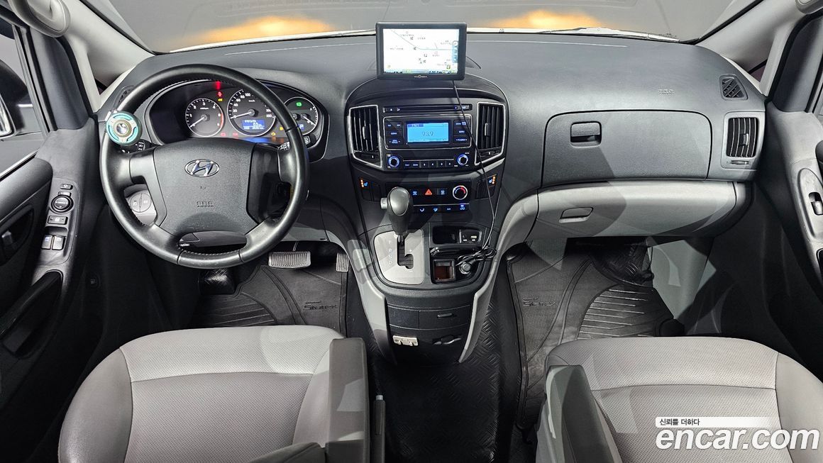 Hyundai Starex 2019