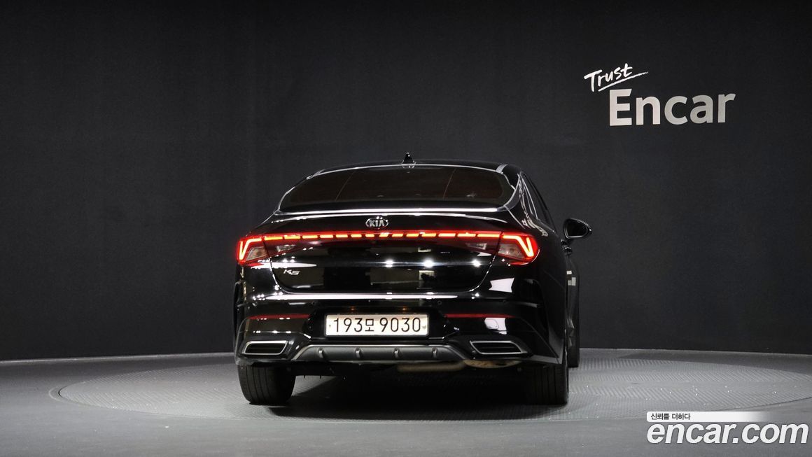Kia K5 2021