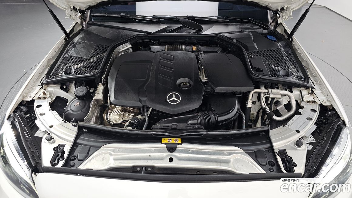 Mercedes-Benz C-Class 2019