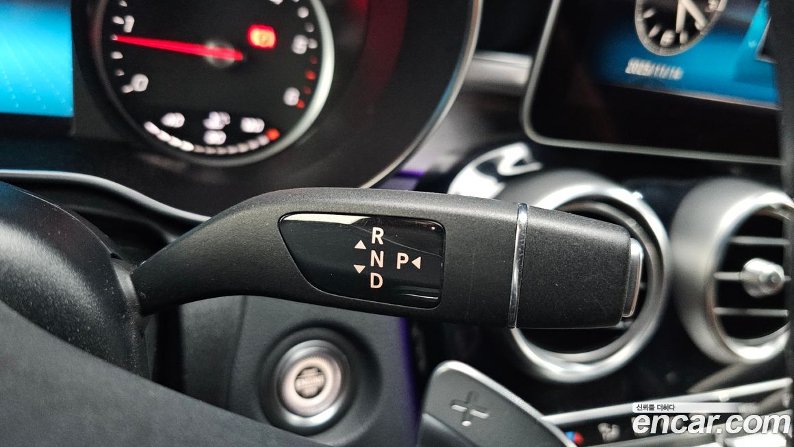 Mercedes-Benz C-Class 2019