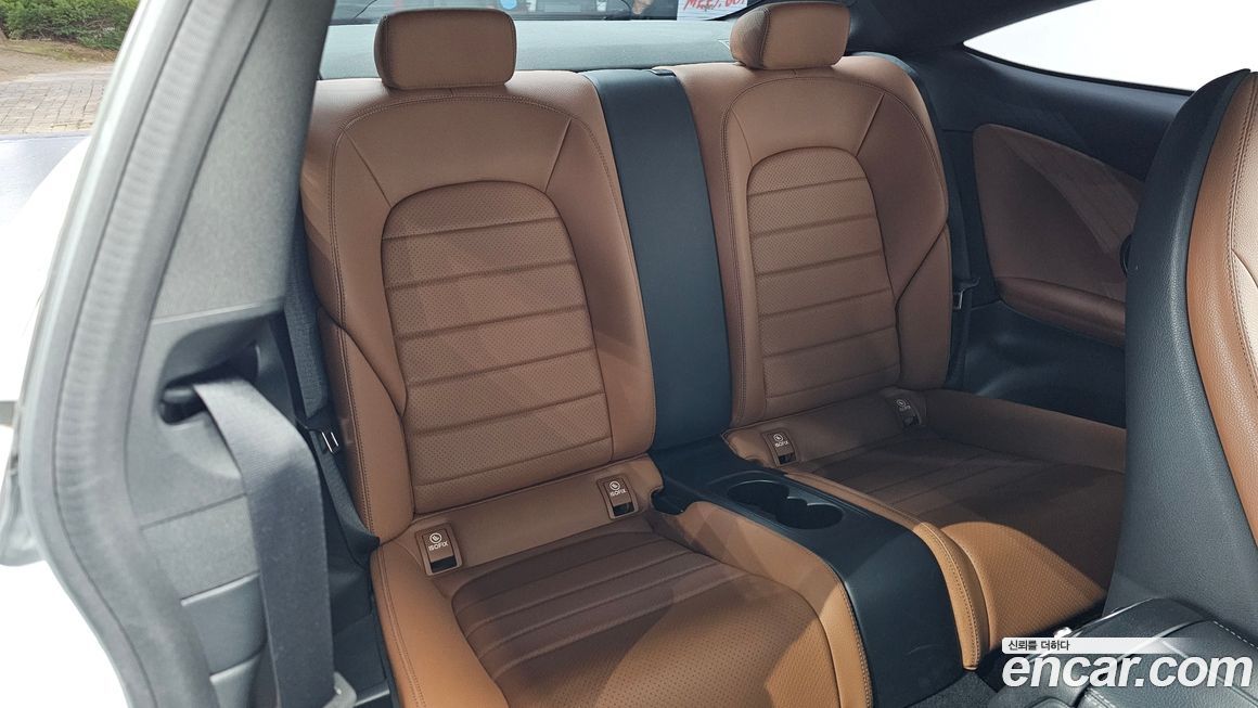 Mercedes-Benz C-Class 2019