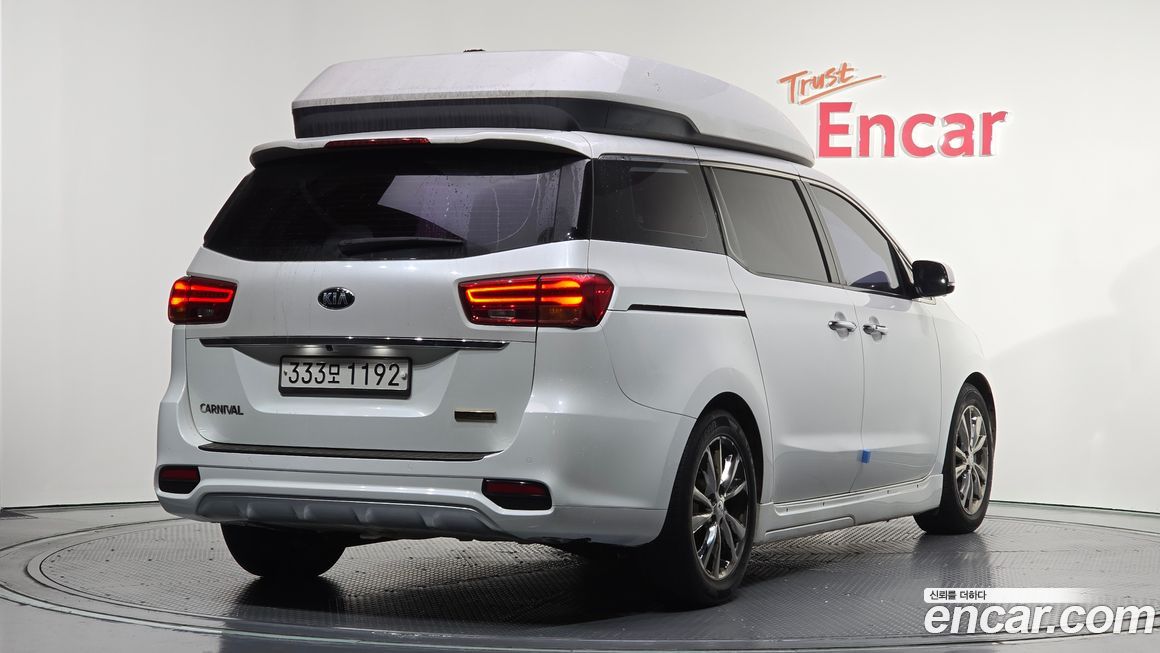 Kia Canival 2019