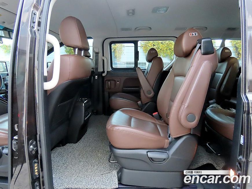 Hyundai Starex 2019
