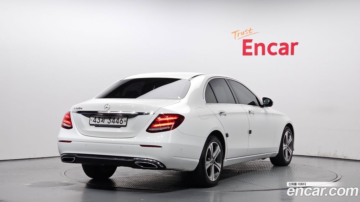 Mercedes-Benz E-Class 2017