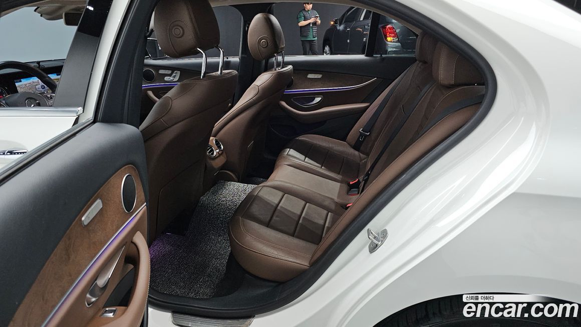 Mercedes-Benz E-Class 2017