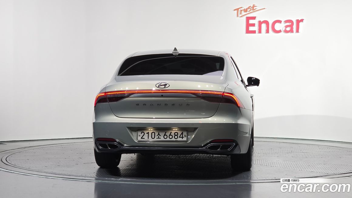 Hyundai Grandeur 2020