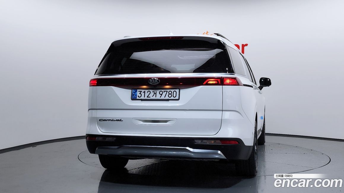 Kia Canival 2021