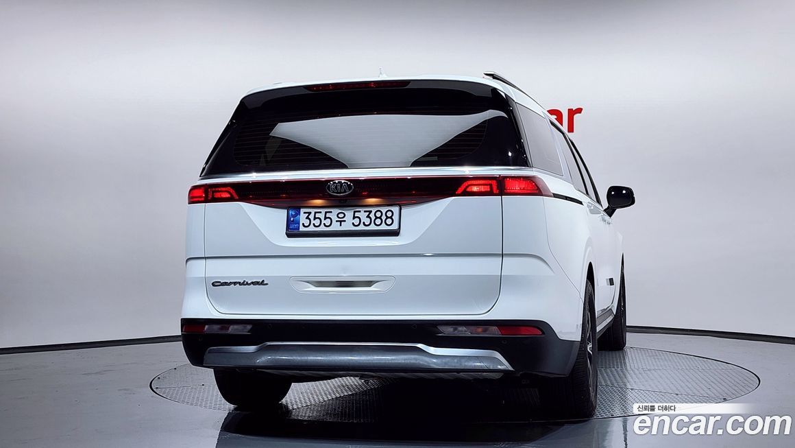 Kia Canival 2021