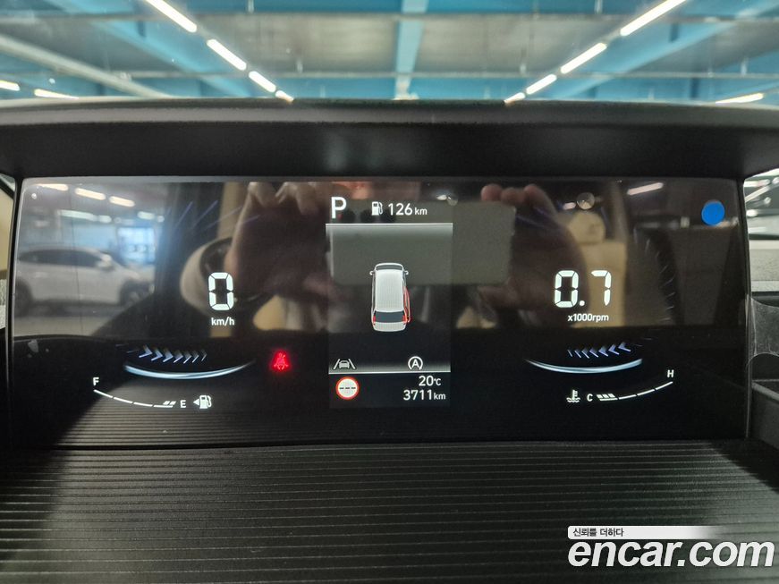 Hyundai Staria 2025