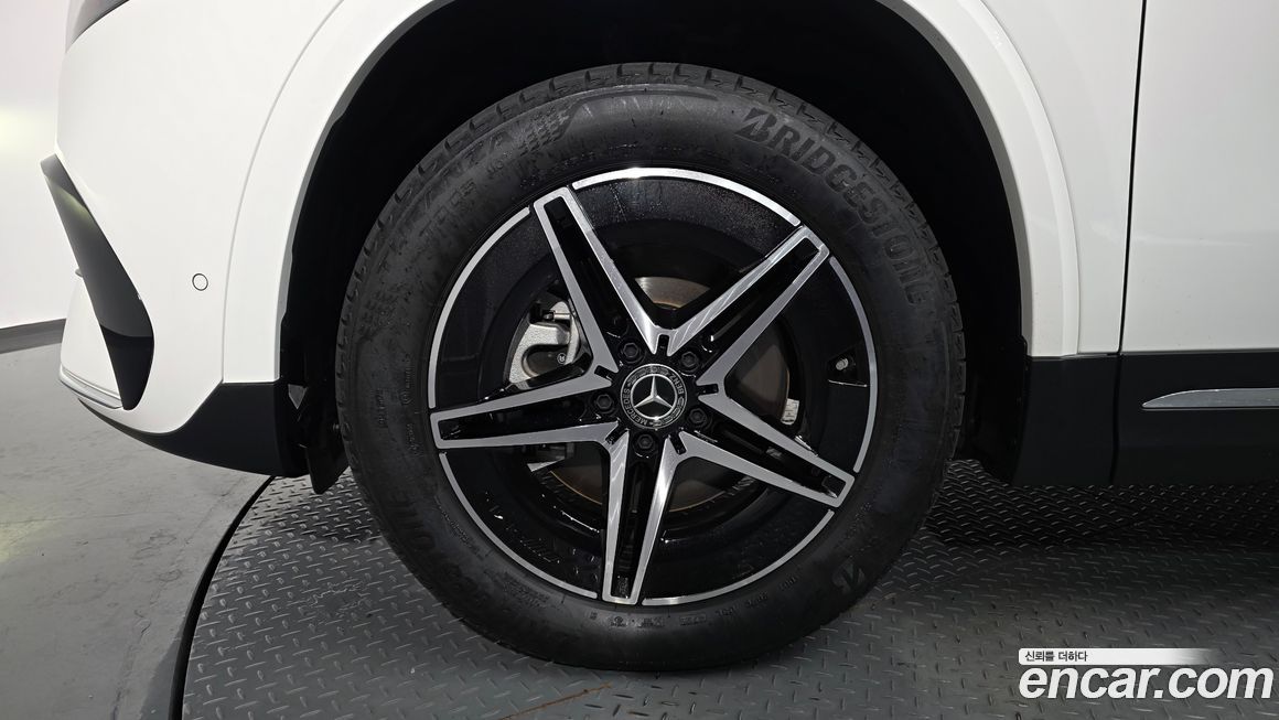 Mercedes-Benz EQA 2025