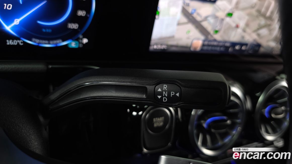 Mercedes-Benz EQA 2025