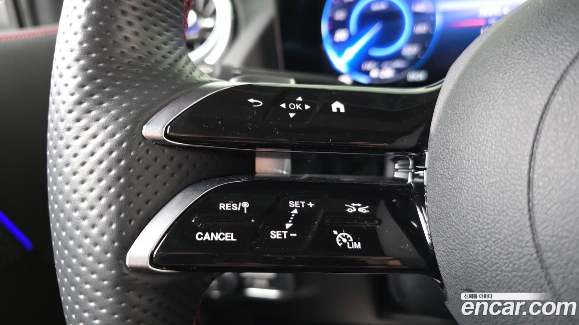 Mercedes-Benz EQA 2025