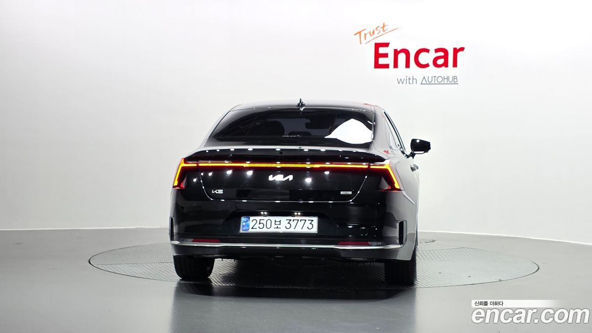 Kia K8 2025
