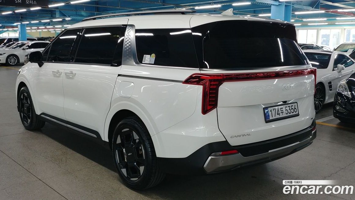 Kia Canival 2025