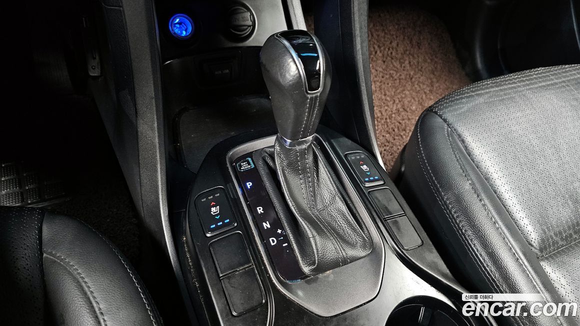 Hyundai Santafe 2015