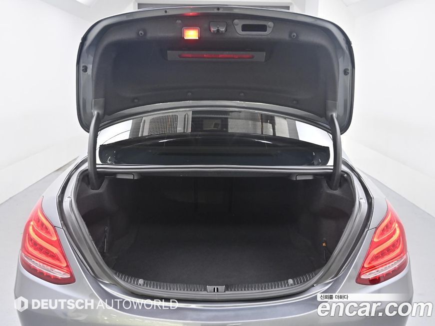 Mercedes-Benz C-Class 2017