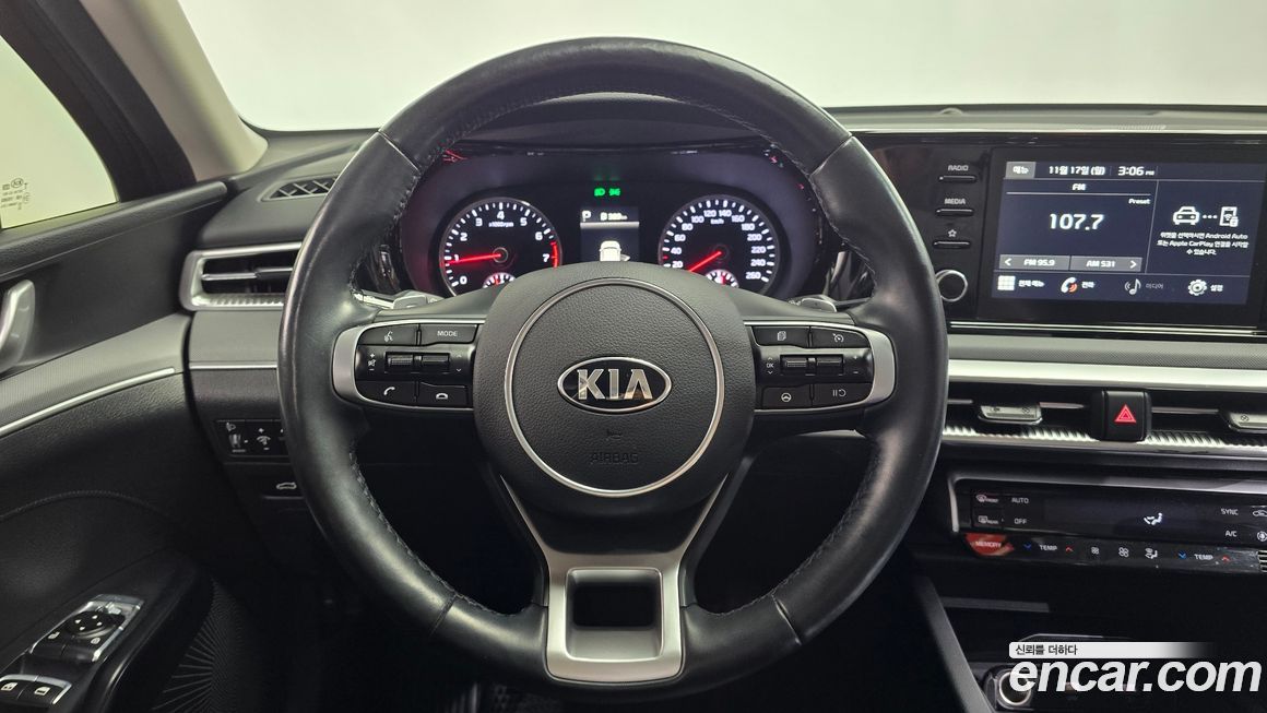 Kia K5 2021