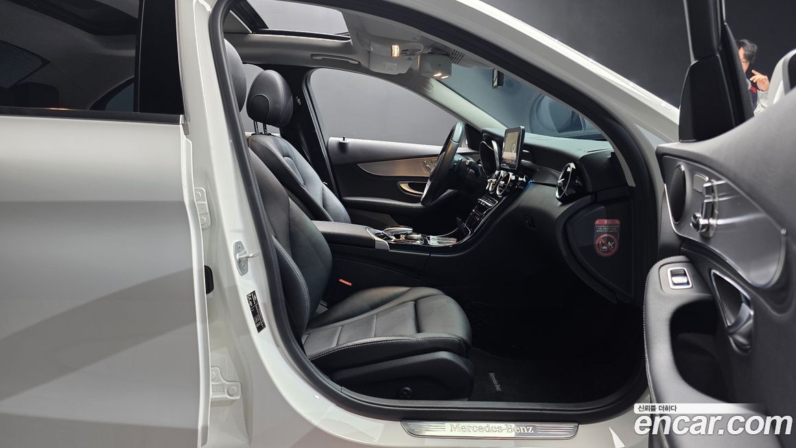 Mercedes-Benz C-Class 2016