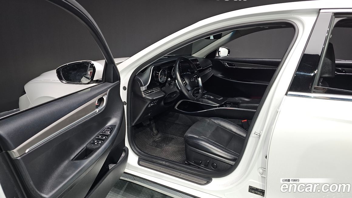 Hyundai Grandeur 2020