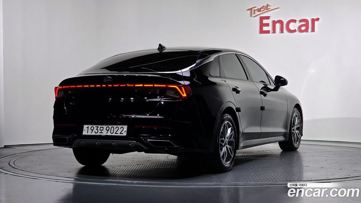 Kia K5 2021