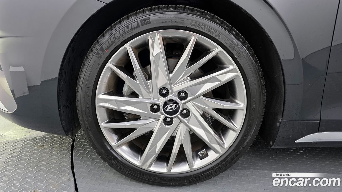 Hyundai Grandeur 2021