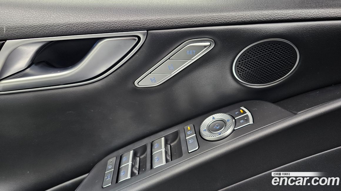 Genesis G80 2025