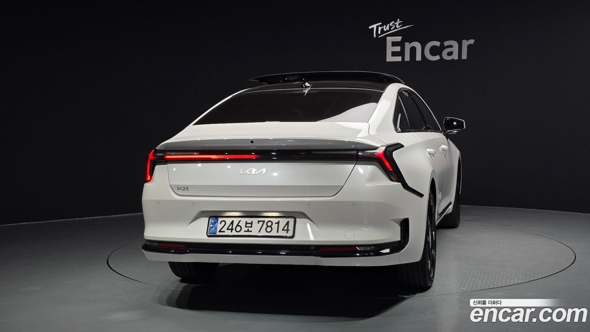 Kia K8 2025