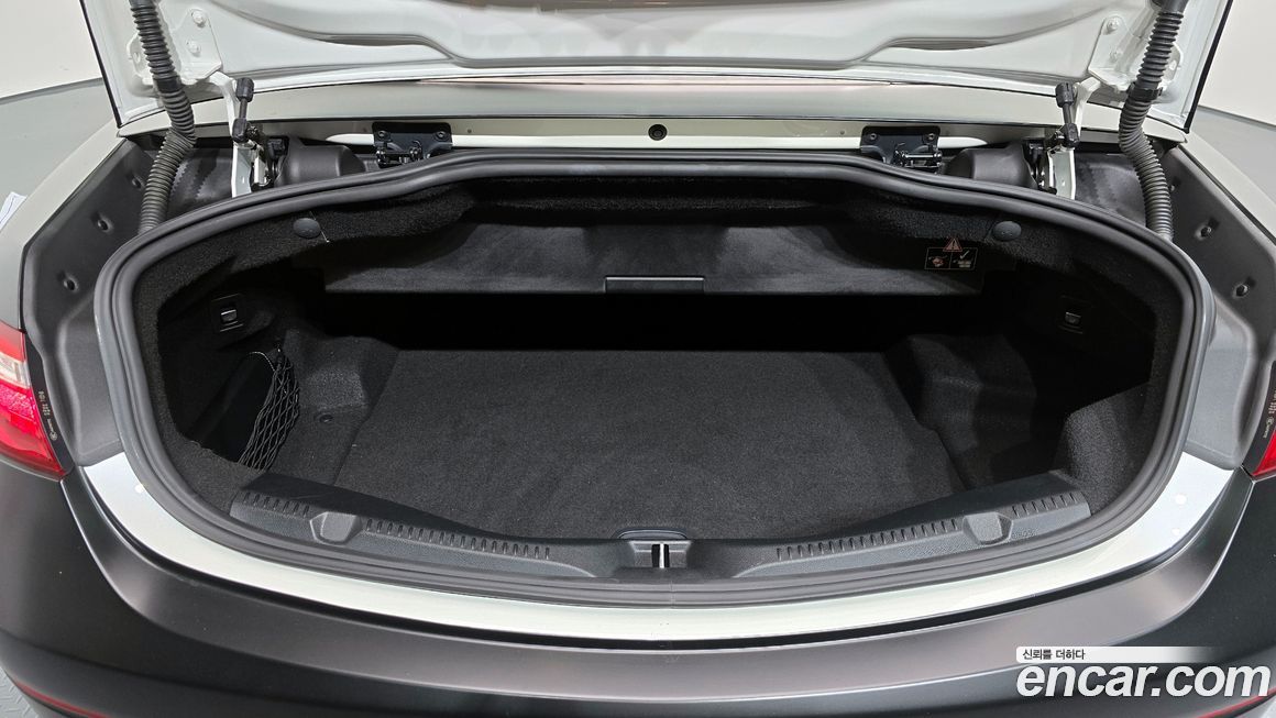 Mercedes-Benz E-Class 2019