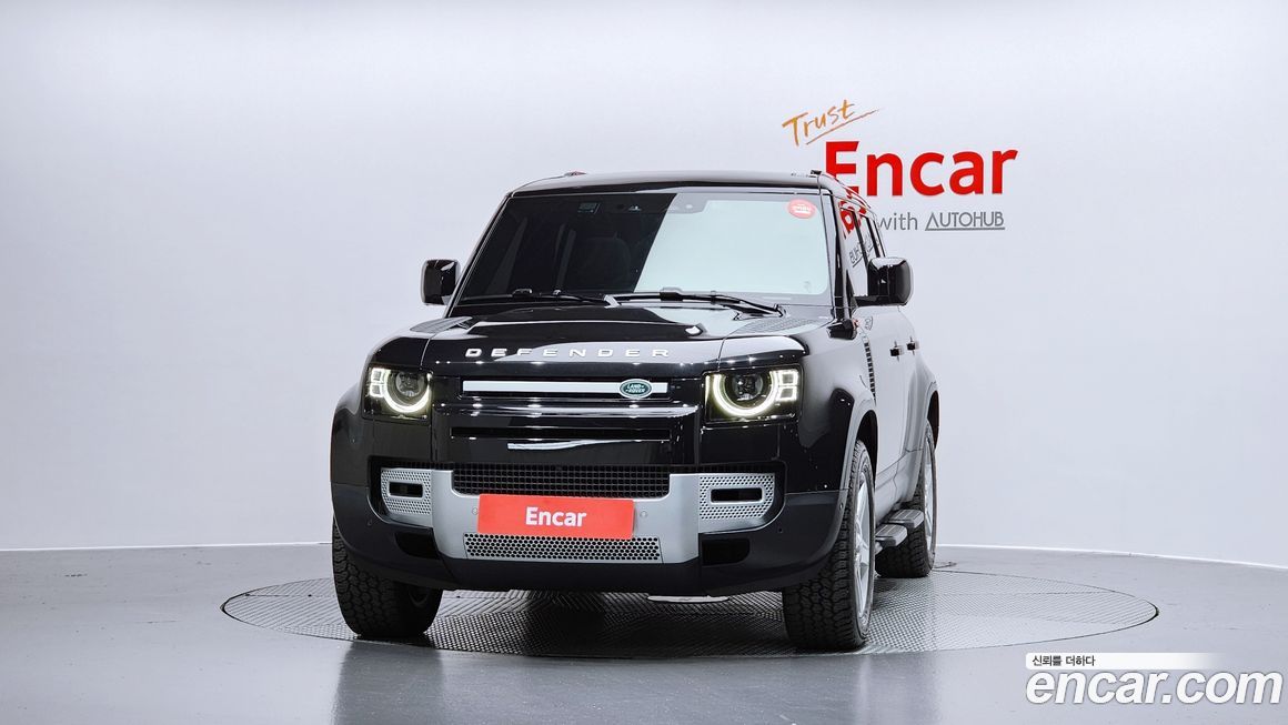 Land Rover Defender 2024