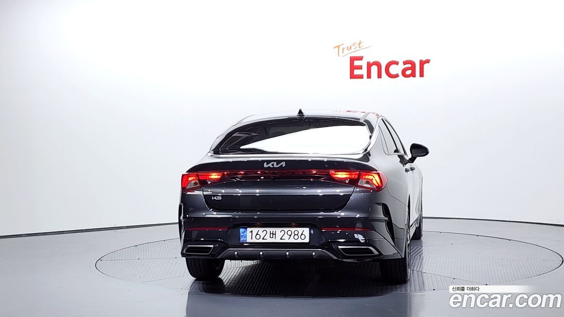 Kia K5 2023