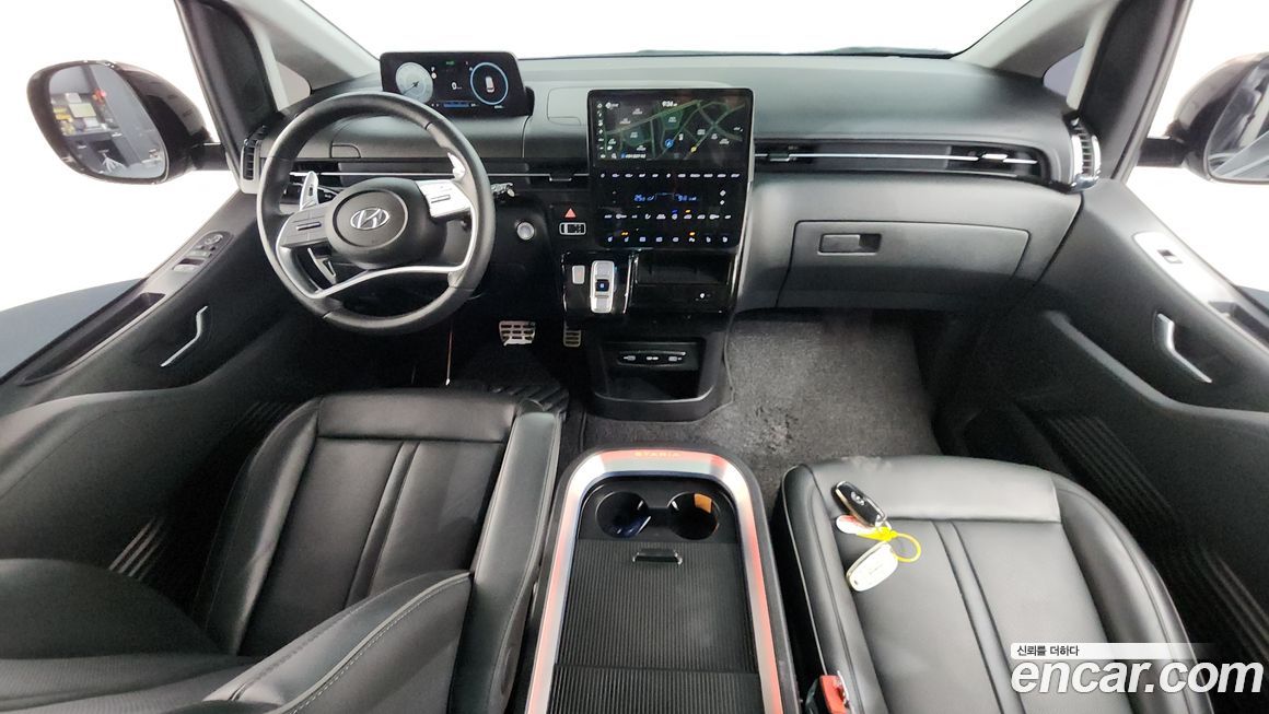 Hyundai Staria 2023