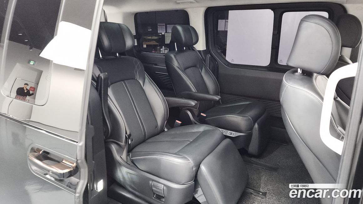 Hyundai Staria 2023