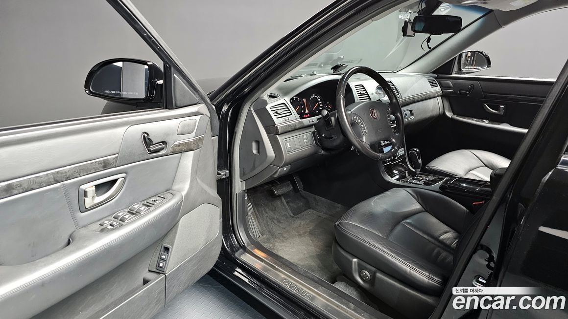 Kia OPIRUS 2008