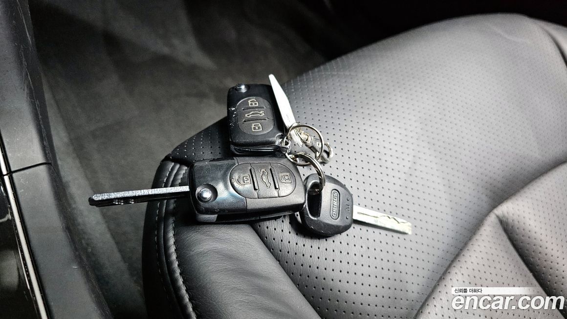 Kia OPIRUS 2008