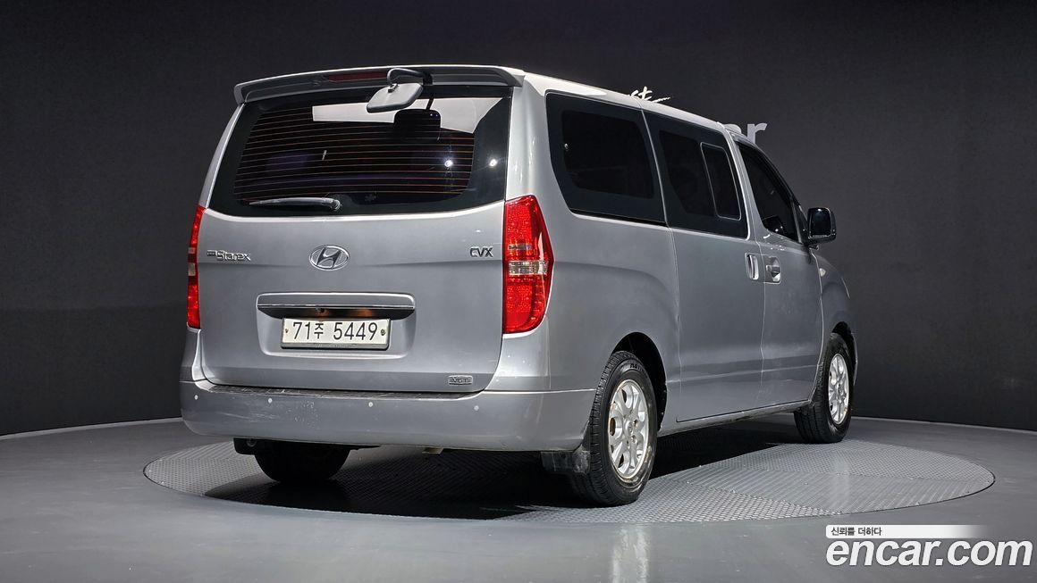 Hyundai Starex 2012