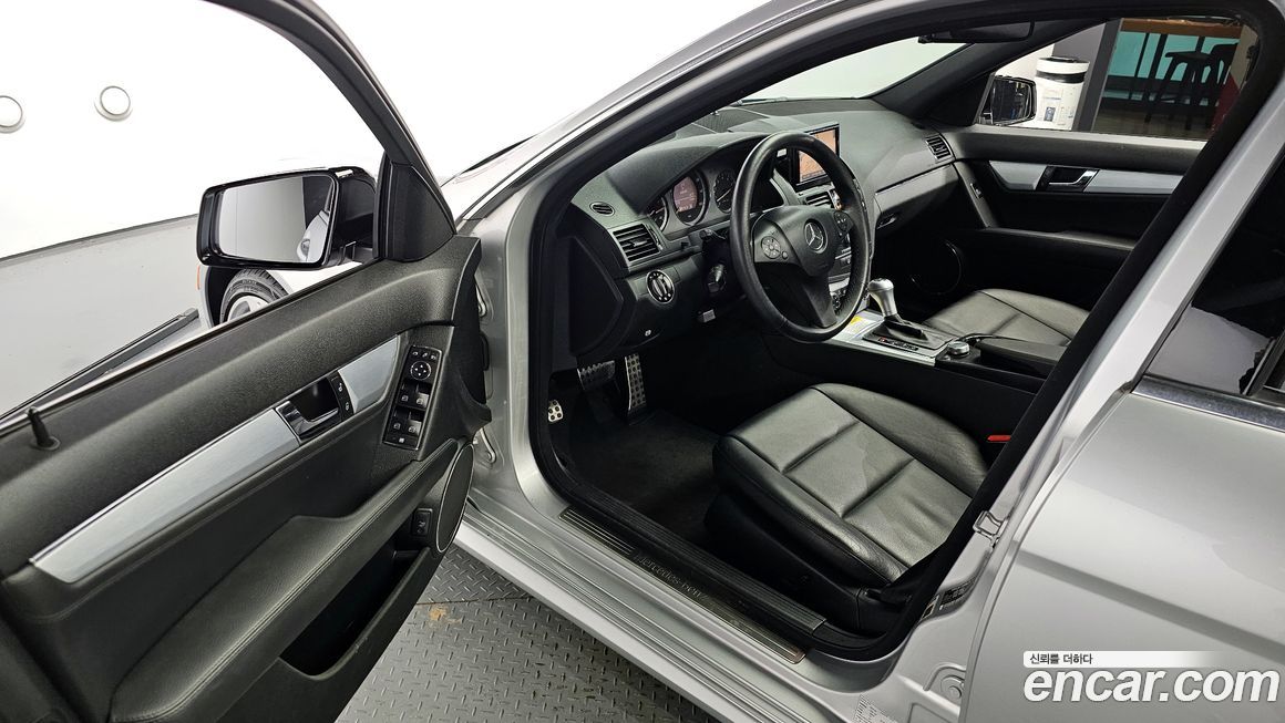Mercedes-Benz C-Class 2008