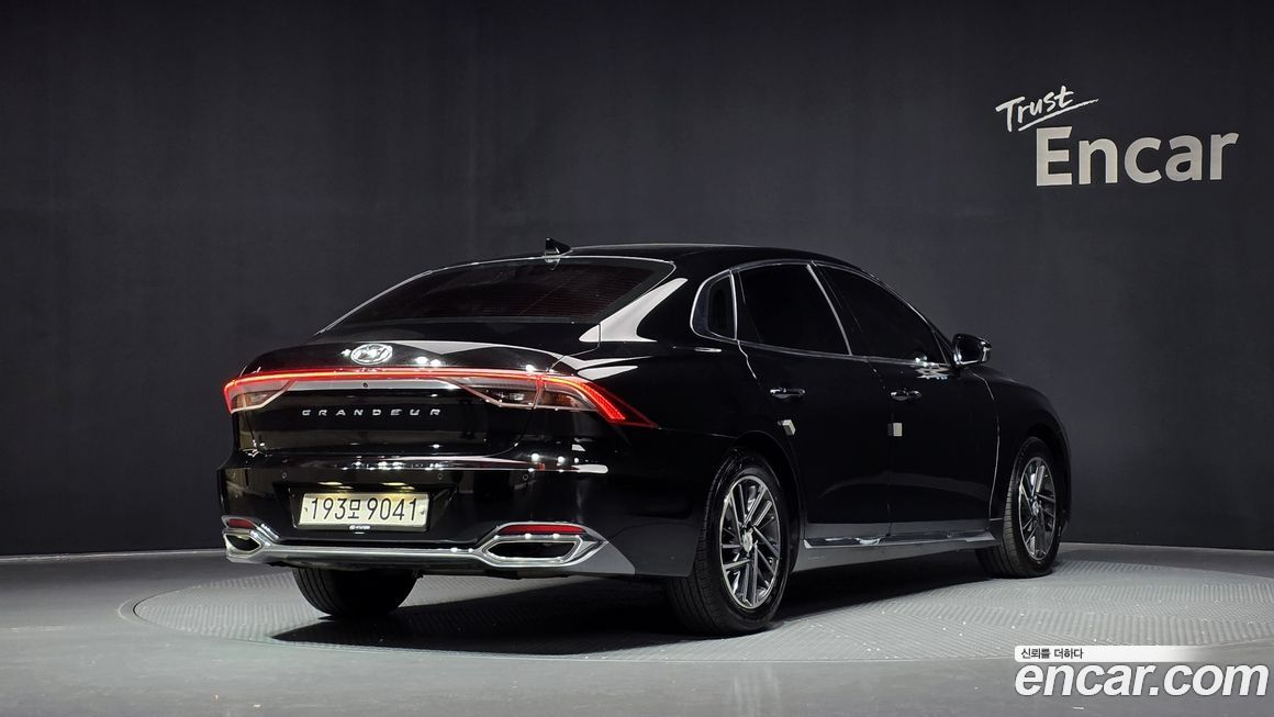 Hyundai Grandeur 2021